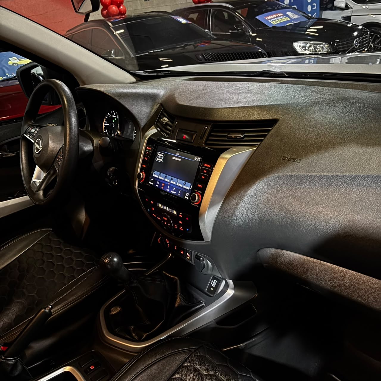 Nissan Frontier XE 4x4<br>2026<br>$184.980.000 - Imagen 14