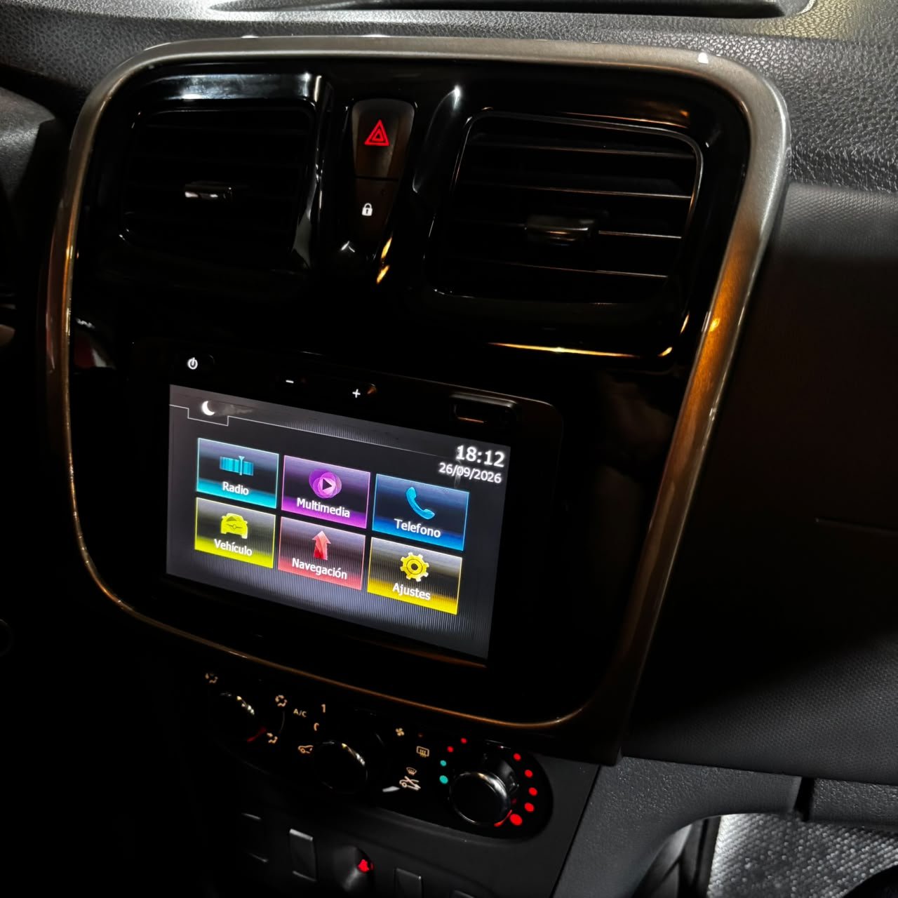 Renault Sandero Authentique<br>2019<br>$41.980.000 - Imagen 14